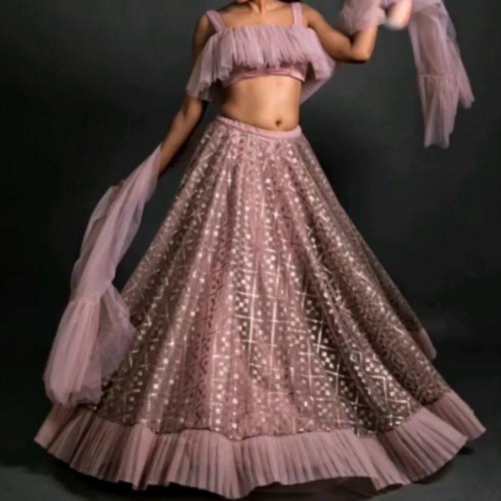 Indian outfit (lehenga set)